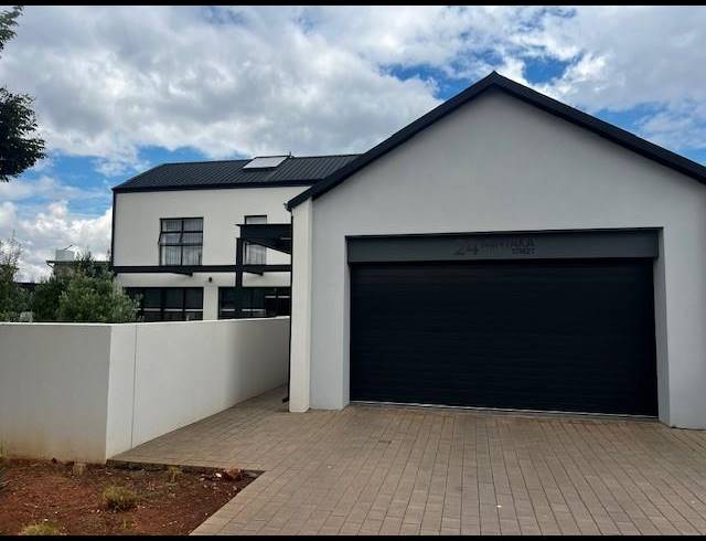 4 BEDROOM PROPERTY TO RENT IN MIDSTREAM RIDGE